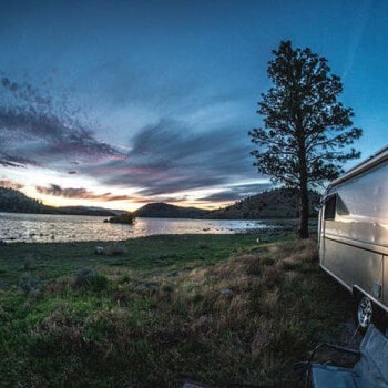 10 Amazing Waterfront RV Campgrounds