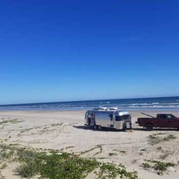 Beach boondocking in an Airstream (Image: @Paul & Kat, RV LIFE Campgrounds)